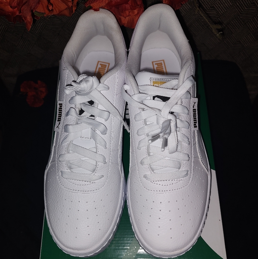 NWOT Puma Cali Wedge Womens Size 11 White Athletic Casual Shoes Sneakers - Picture 5 of 8
